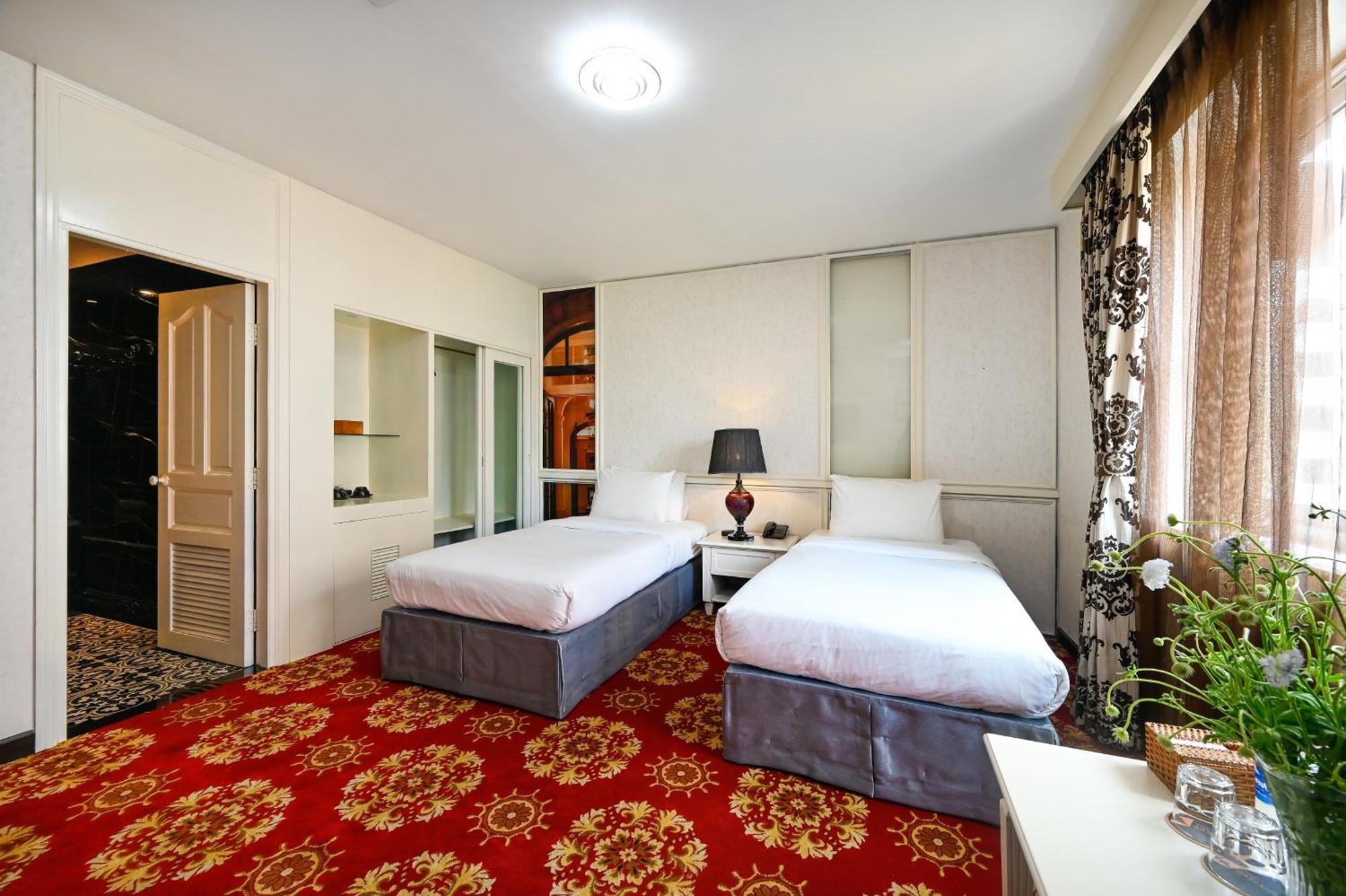 California Saigon Hotel & Rooftop Pool Ho-Chi-Minh-Stadt Exterior foto