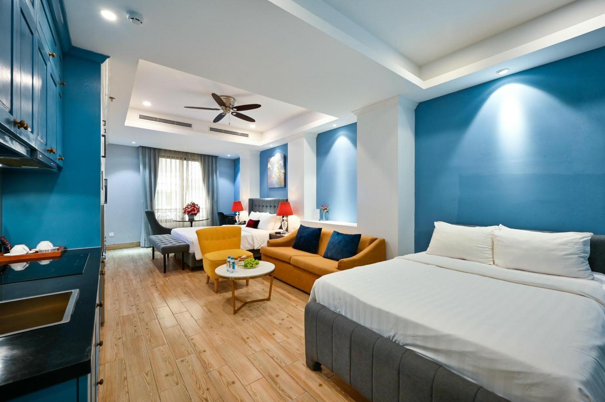California Saigon Hotel & Rooftop Pool Ho-Chi-Minh-Stadt Exterior foto
