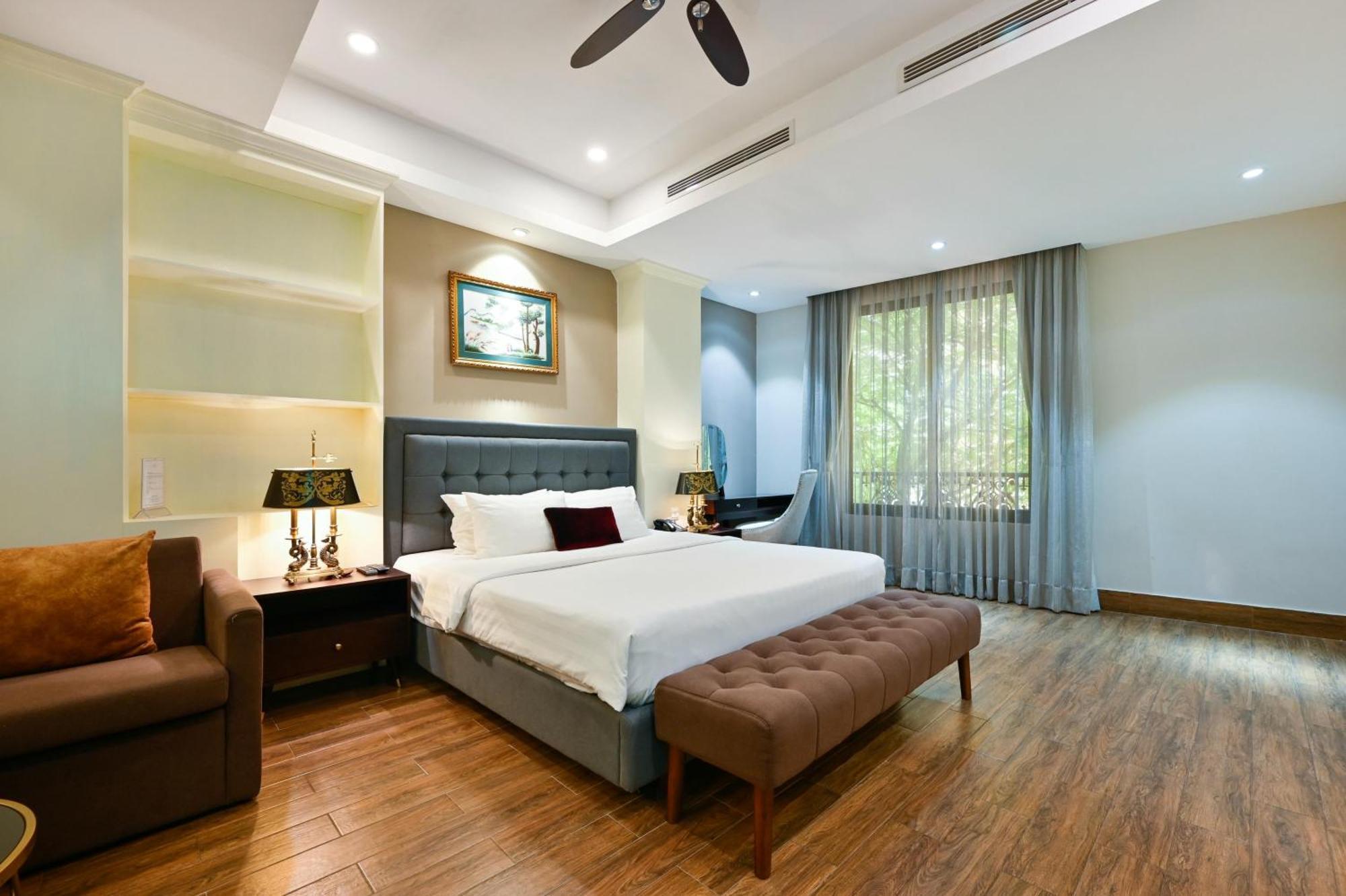 California Saigon Hotel & Rooftop Pool Ho-Chi-Minh-Stadt Exterior foto
